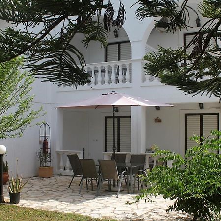 Rodis Studios Planos Exterior foto